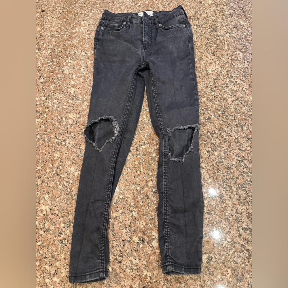 Free‎ People Charcoal Ripped Skinny Jeans